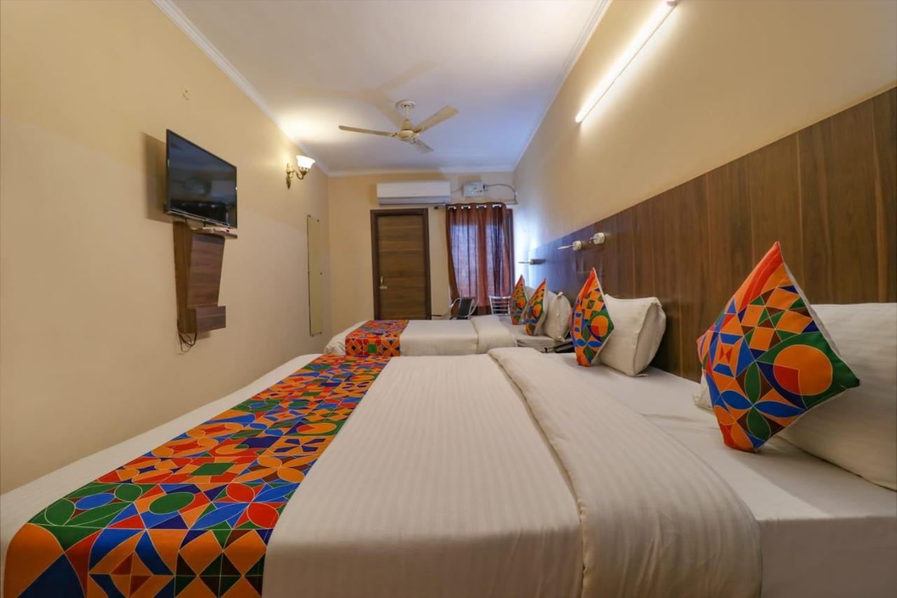 Hotel Golden Sunrise Inn أمريتسار المظهر الخارجي الصورة