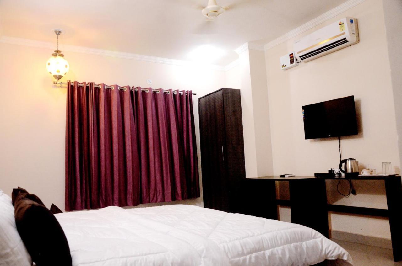 Hotel Golden Sunrise Inn أمريتسار المظهر الخارجي الصورة