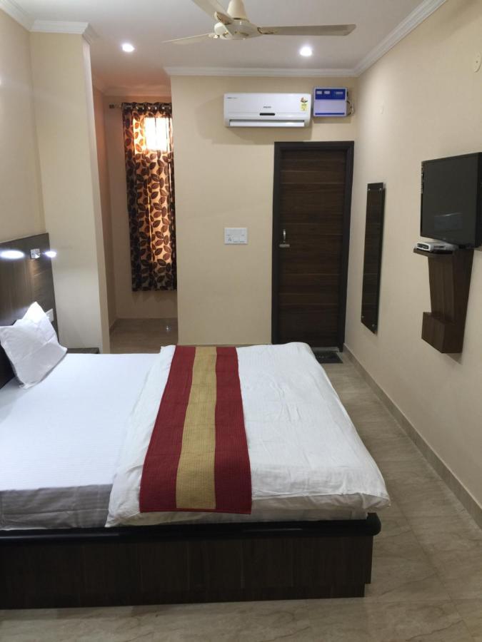 Hotel Golden Sunrise Inn أمريتسار المظهر الخارجي الصورة